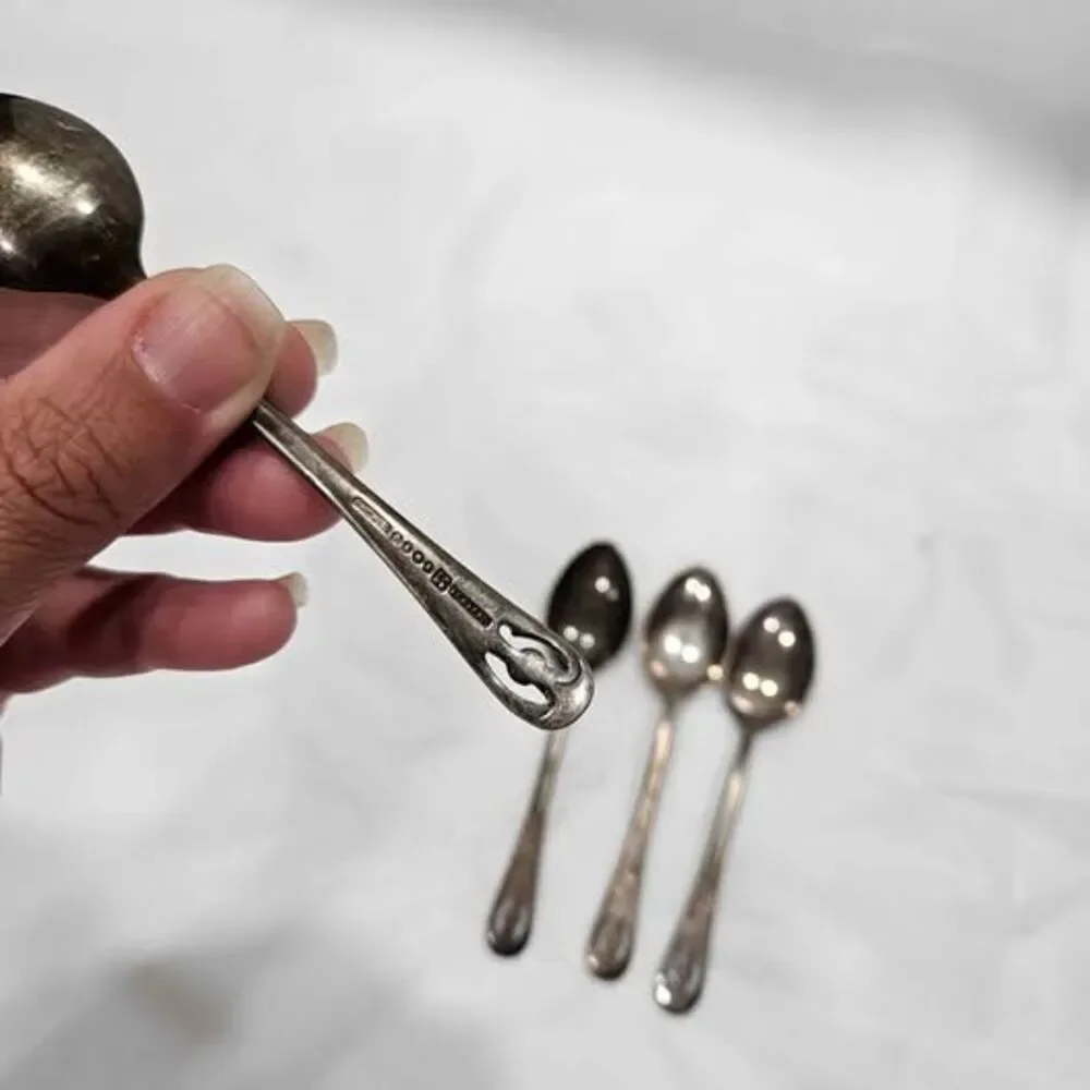 Set of 4 Vintage Decorative very small sugar tea Spoons
